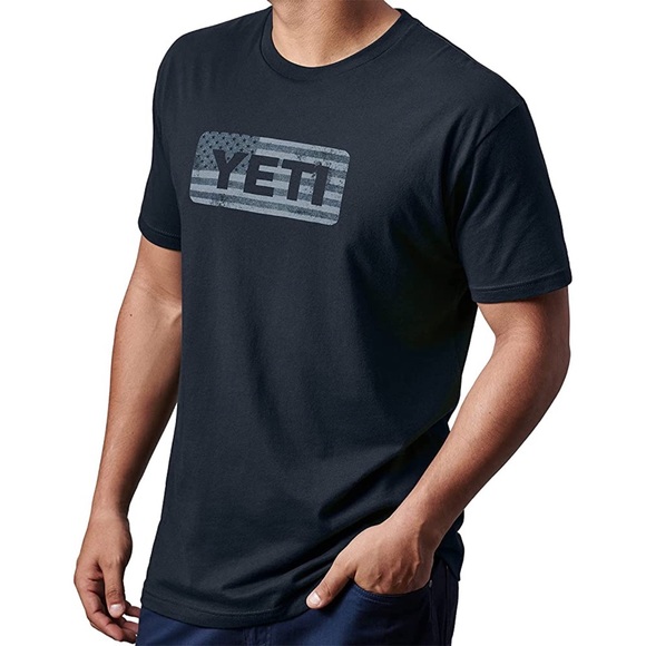 NWT YETI Flag Badge Shirt Sleeve Cotton T-Shirt in Navy - Picture 2 of 5